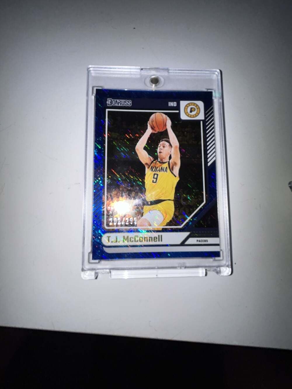 2024-25 Panini Donruss Basketball T.J. McConnell #181 Blue Laser Parallel Serial